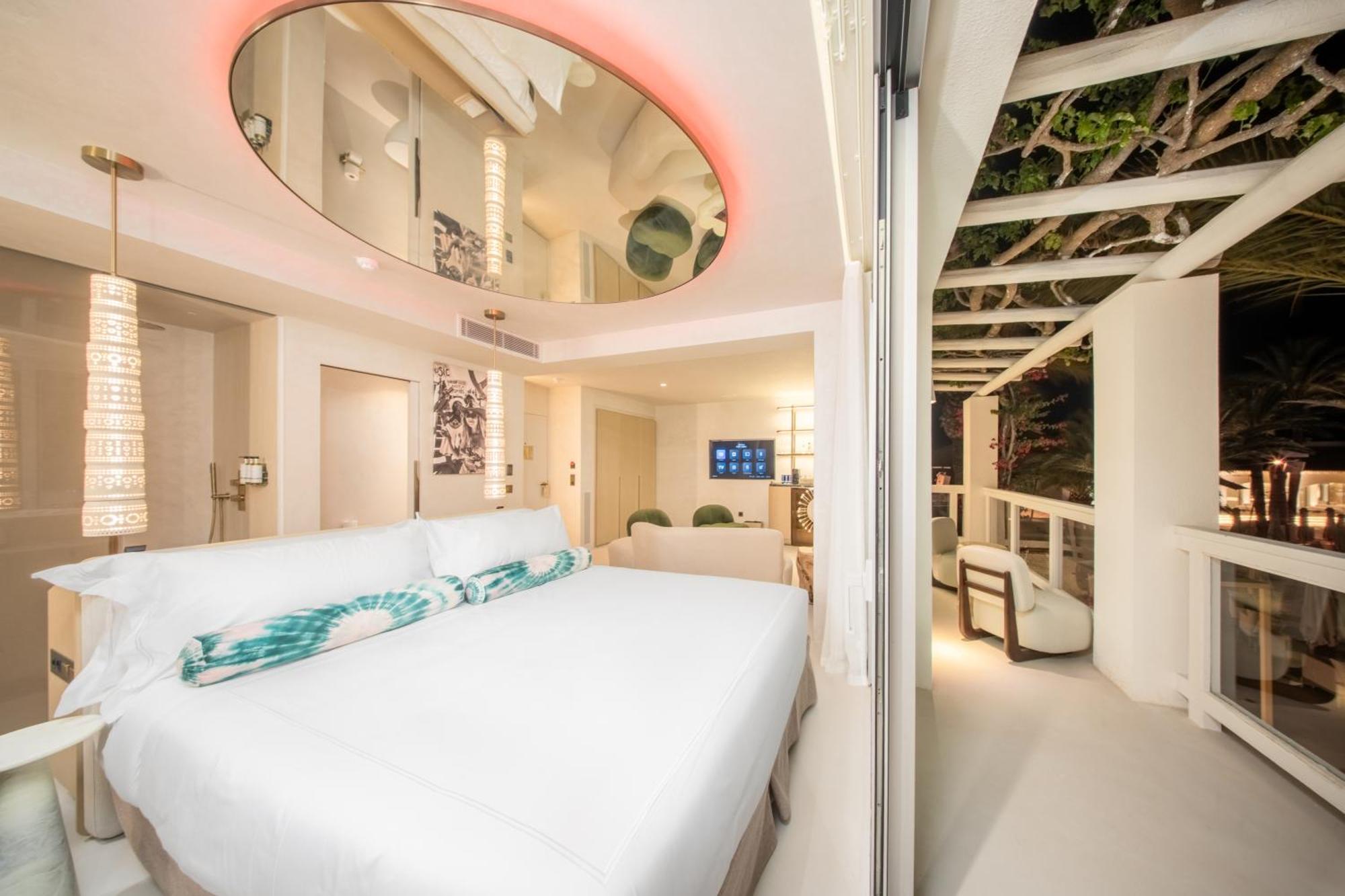 Destino Five Ibiza - 5-Star Grand Luxe Resort (Adults Only) Playa De Talamanca Exteriér fotografie